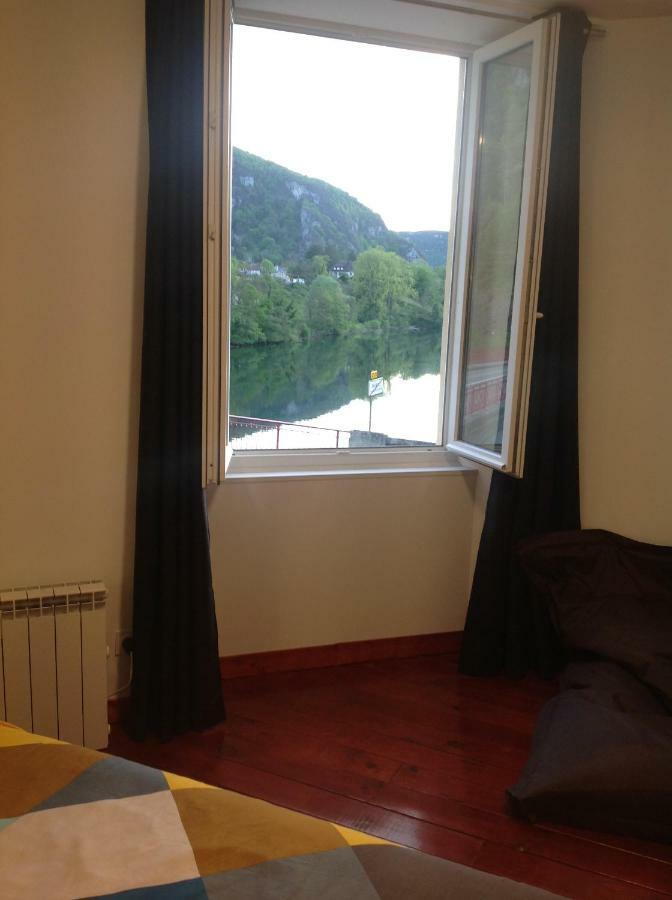L'Apogee Apartment Thoirette Екстериор снимка